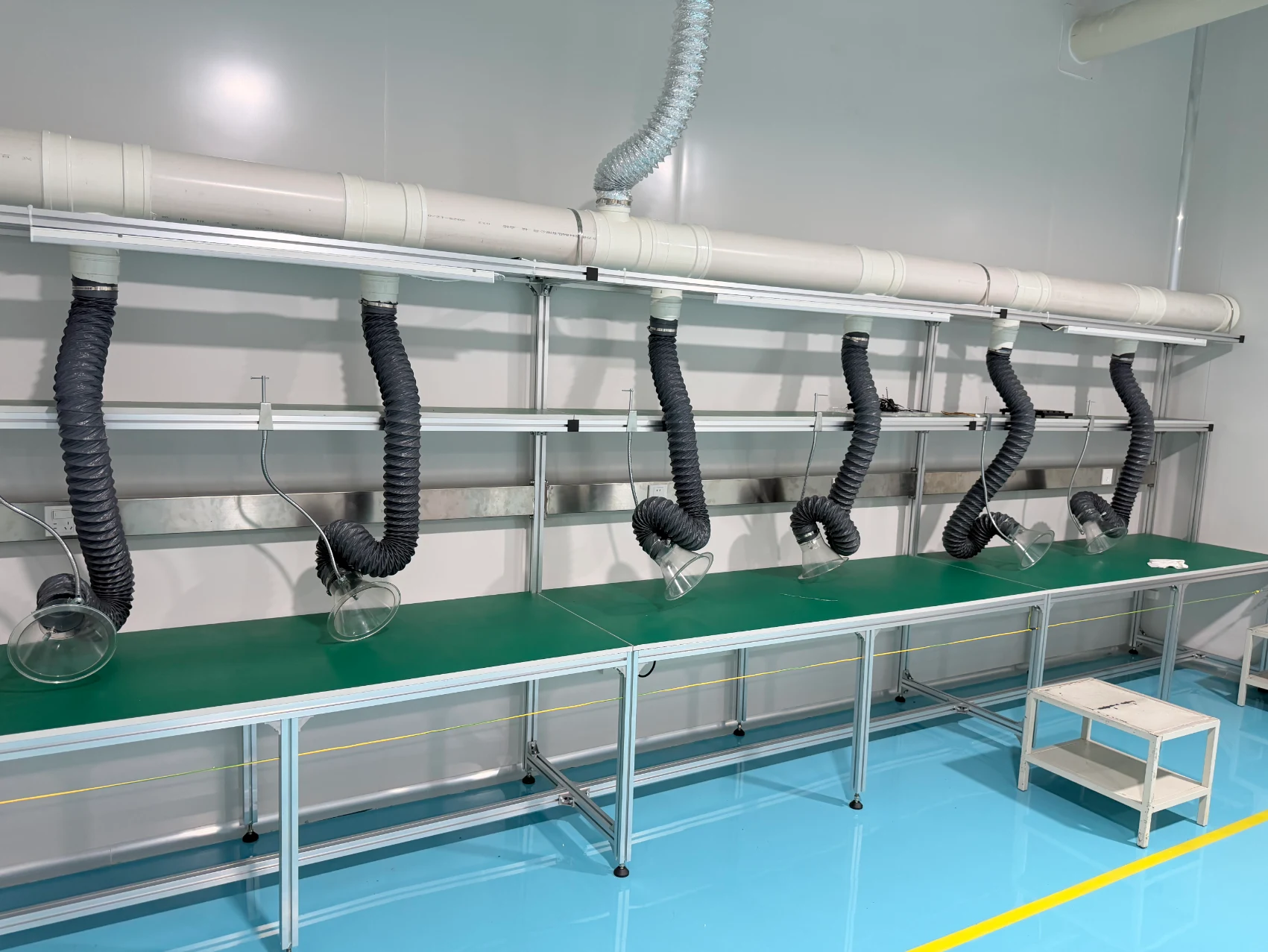 Ionizer module output performance test facility
